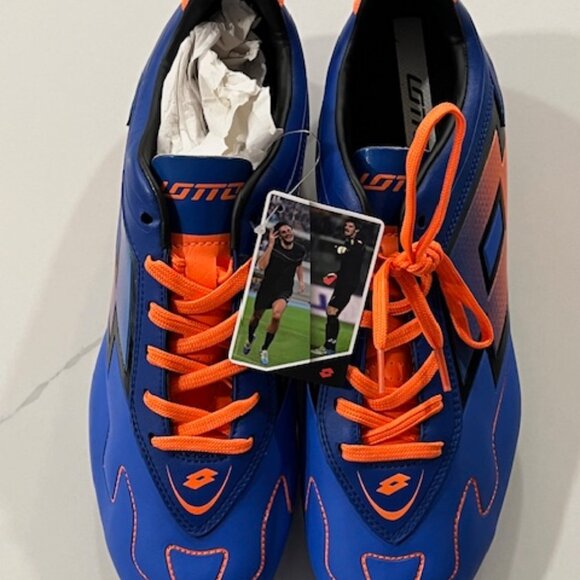 Lotto Soccer Cleats - Picture 3 of 3